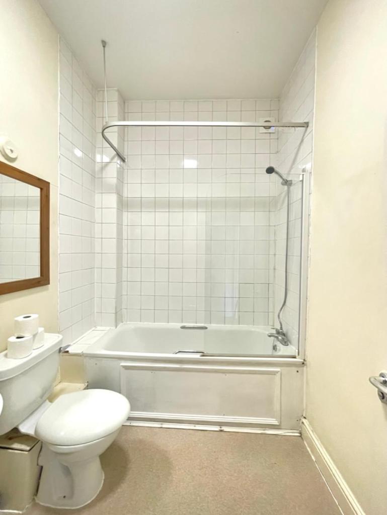 Cozy Twin Next To Hyde Park * Londra