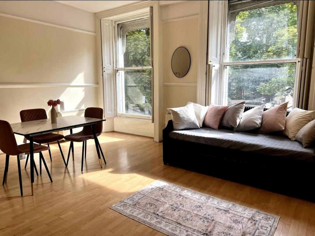 Cozy Twin Next To Hyde Park Alloggio in famiglia Londra